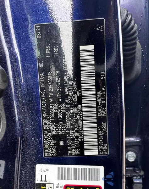 2021 Toyota Highlander Xle z USA, uszkodzony, nr VIN 5TDGZRAH9MS526188